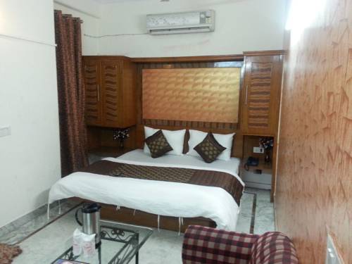 New Delhi India Deal Discount Code Booking.com